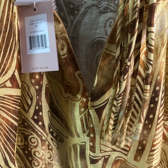 Alexis Zen Dress - Picture 1 of 3